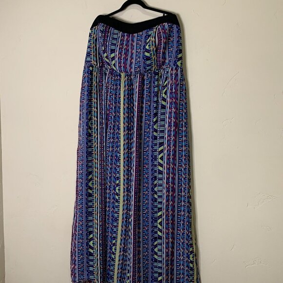 NWT Torrid Women's Strapless Maxi Dress Tribal Stripe Zip Back Lined Size 26 $69 - Picture 2 of 9